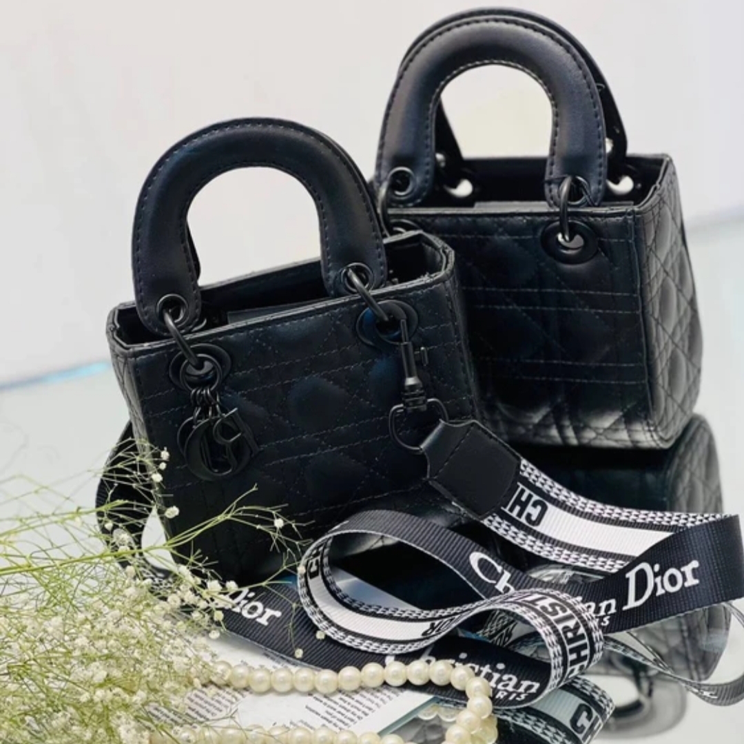 کیف زنانه مدل دستی برند دیور Dior