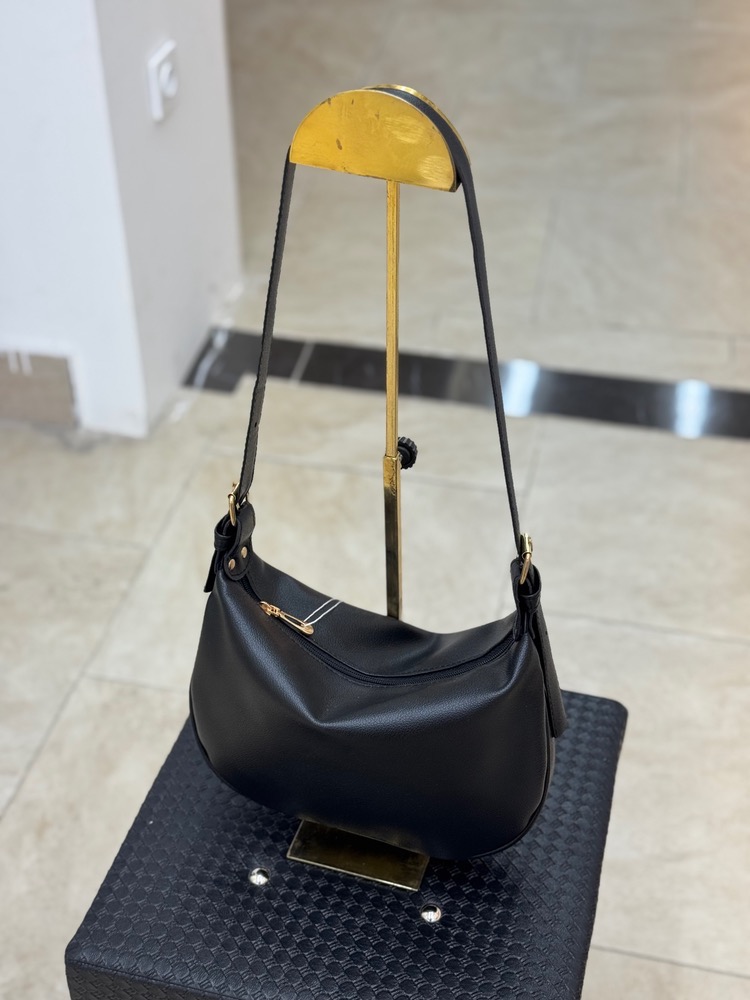 کیف دوشی زنانه آرمانی 