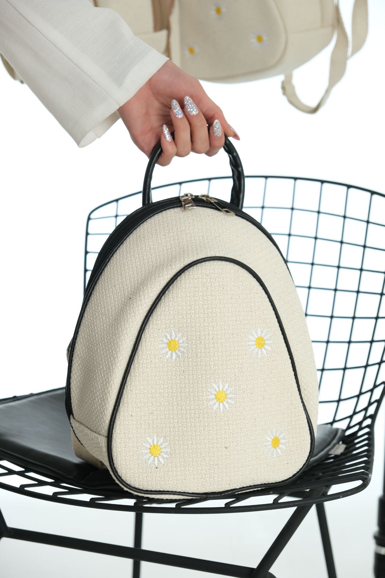 کوله پشتی بابونه