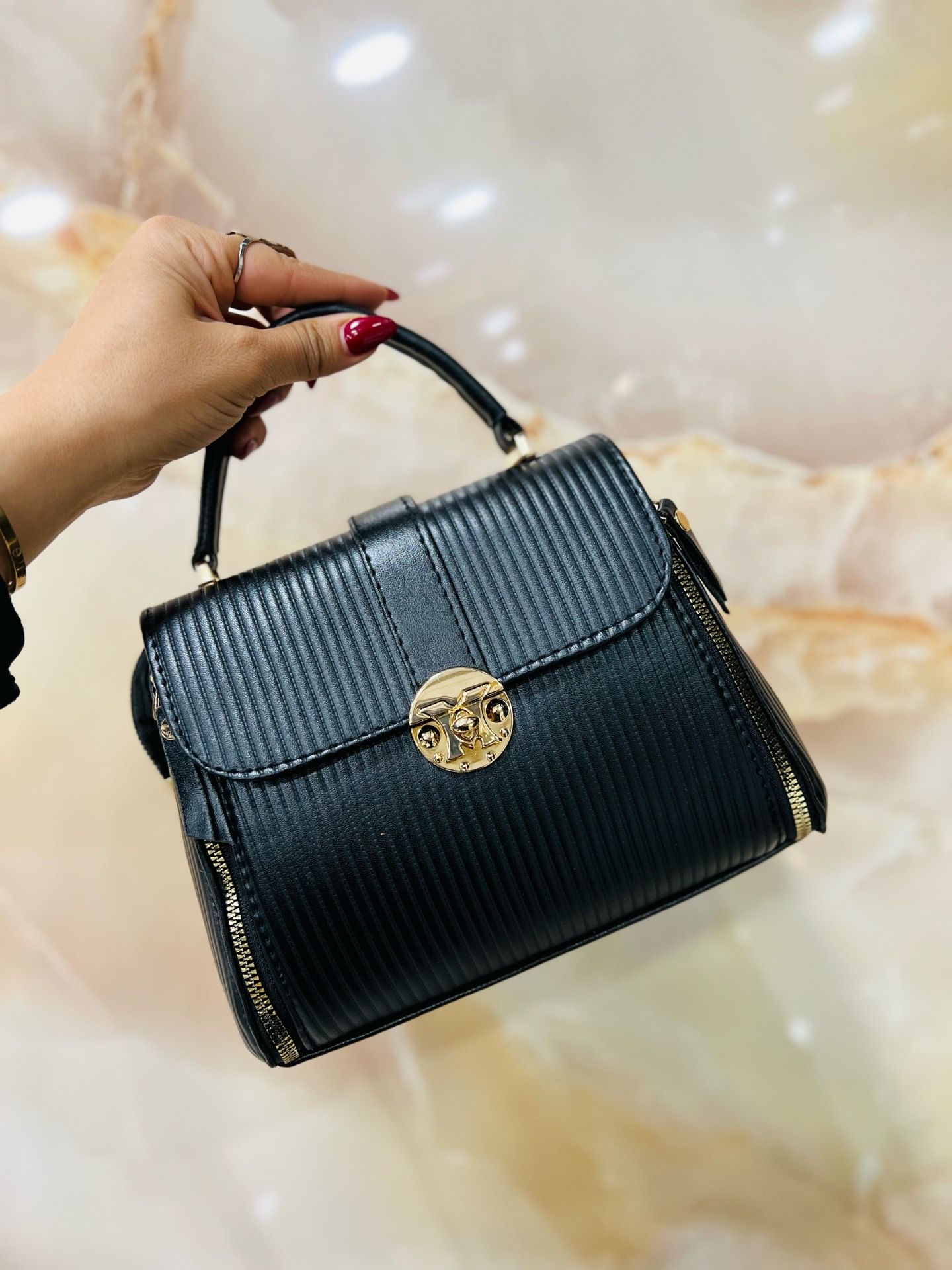 کیف دستی زنانه شیاردار