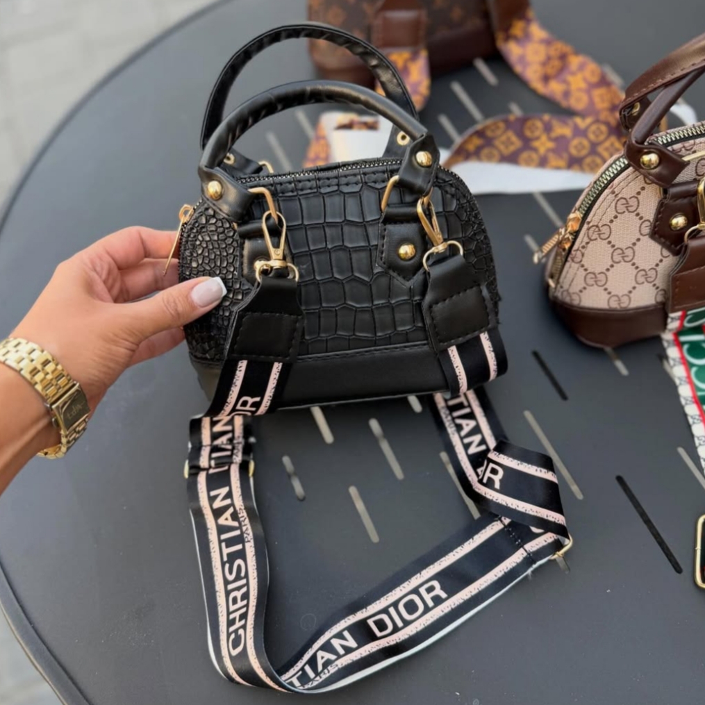 کیف دستی زنانه مدل مینی بگ صندوقی برند گوچی Gucci مناسب روزمره و مهمانی کد 420
