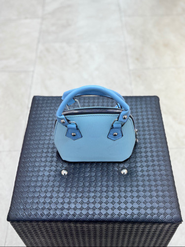 کیف دستی زنانه صندوقی مناسب روزمره و مهمانی